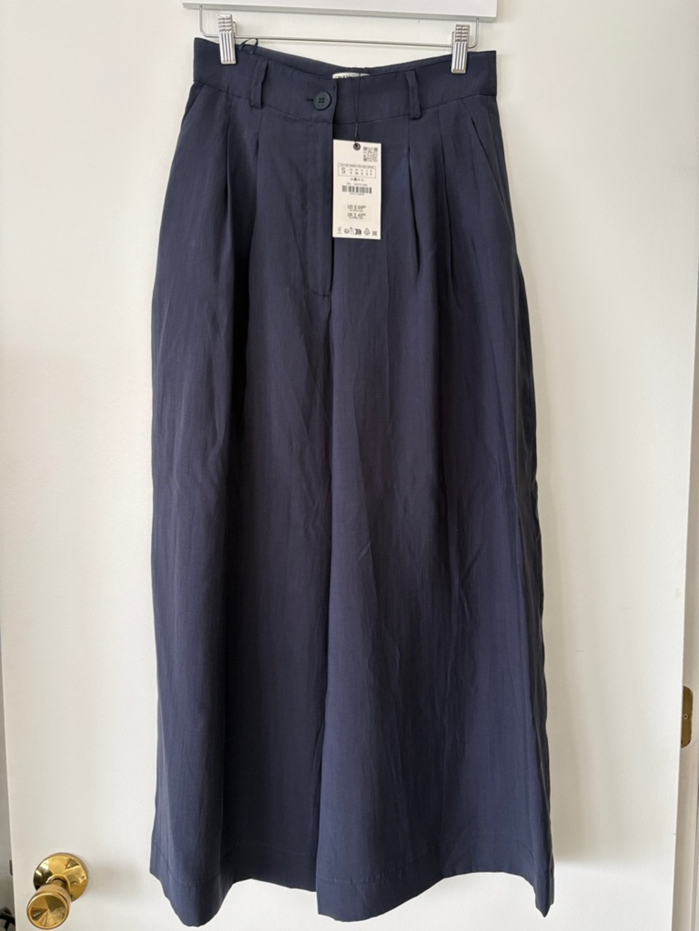 Pleated floaty pants from Zara ZW Collection